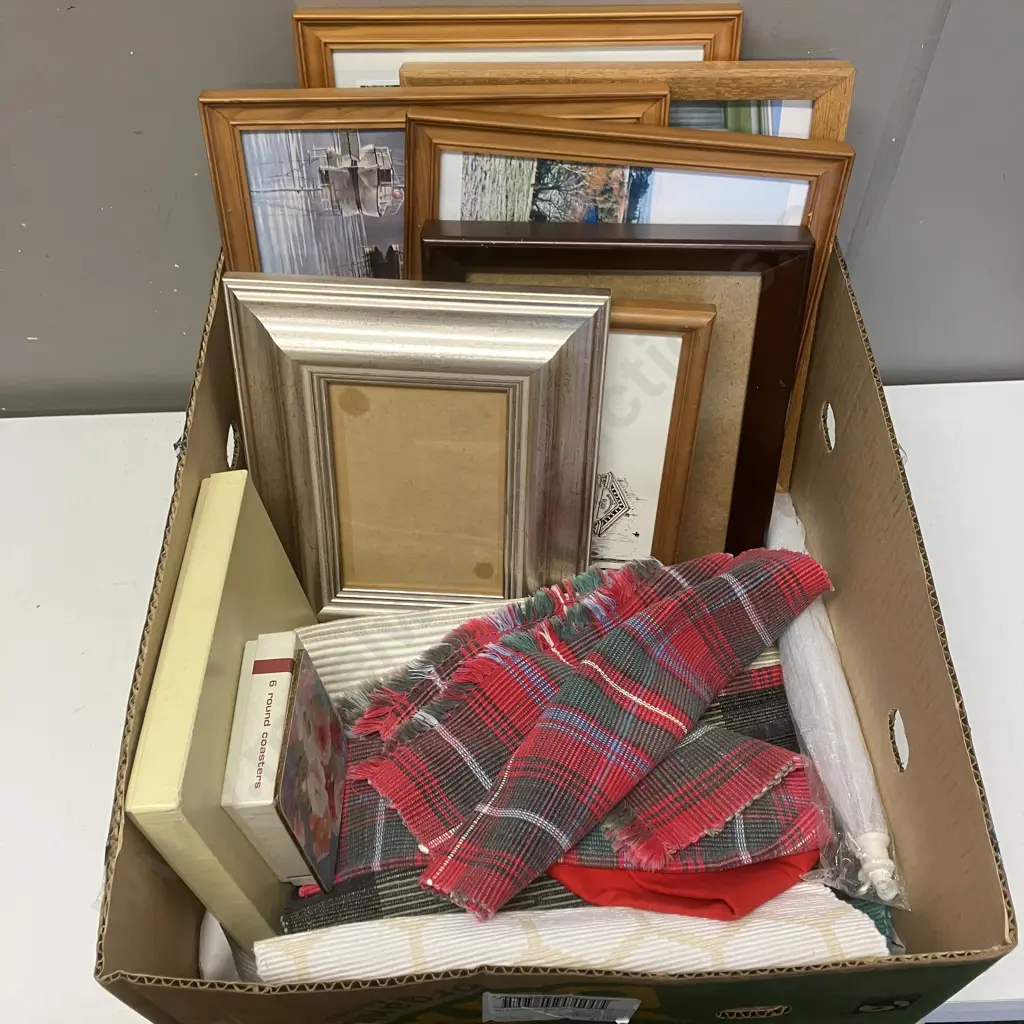 Box Lot Picture Frames, Placemats Etc Image 1++