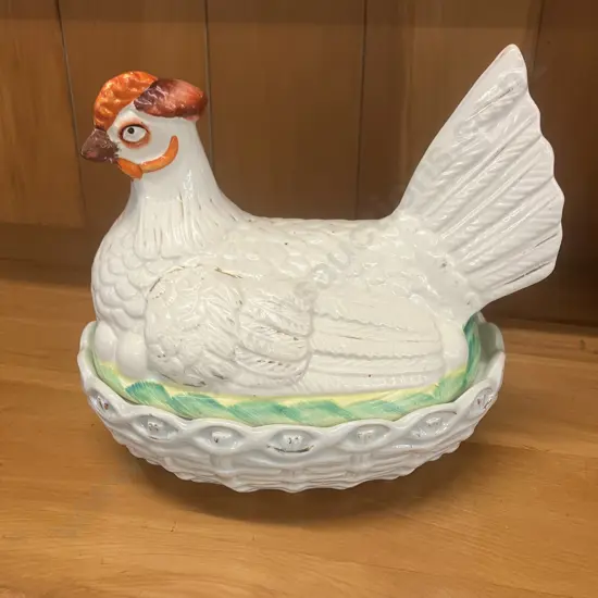 Antique Victorian Staffordshire Bisque Porcelain Hen On Nest Covered Tureen. 20 x 23cm