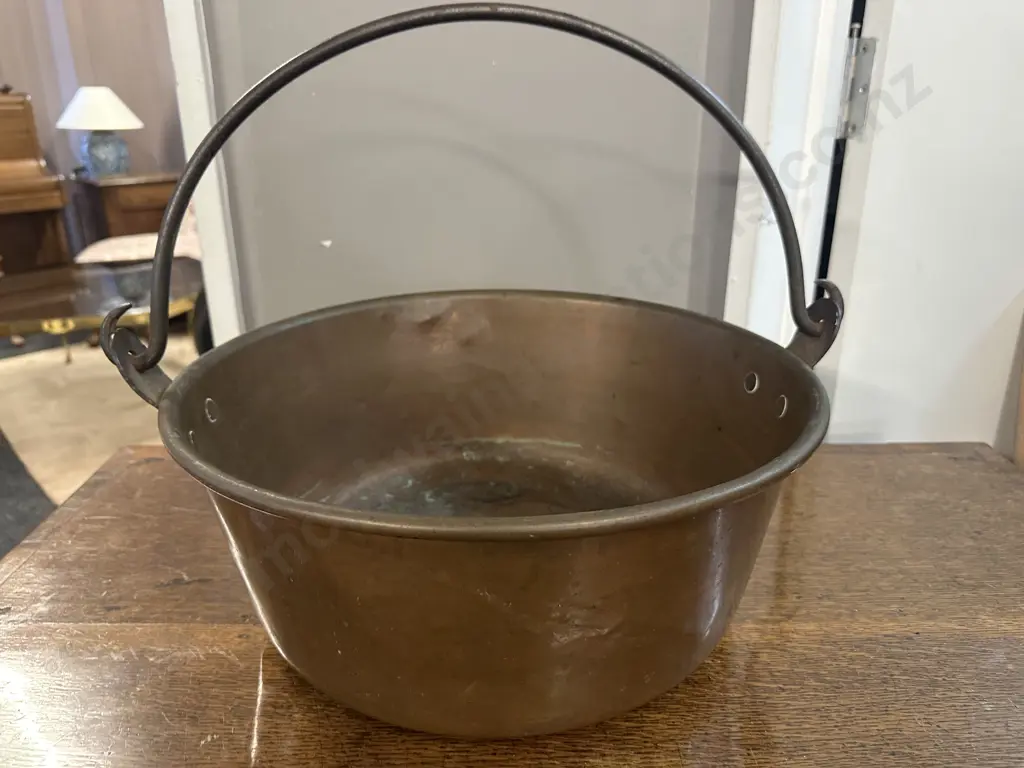 Copper Preserving/Jam Pan. 16 x 38cm Image 1++