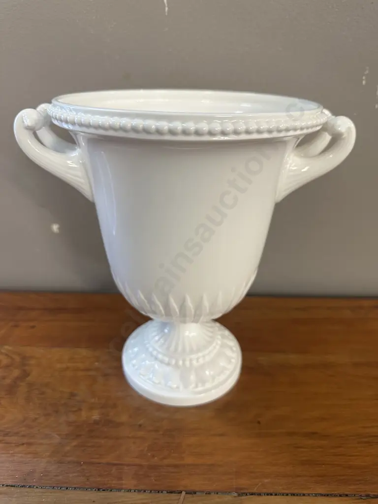 English Royal Worcester White Double Handled Urn #2157 H23,Dia28cm. Image 1++
