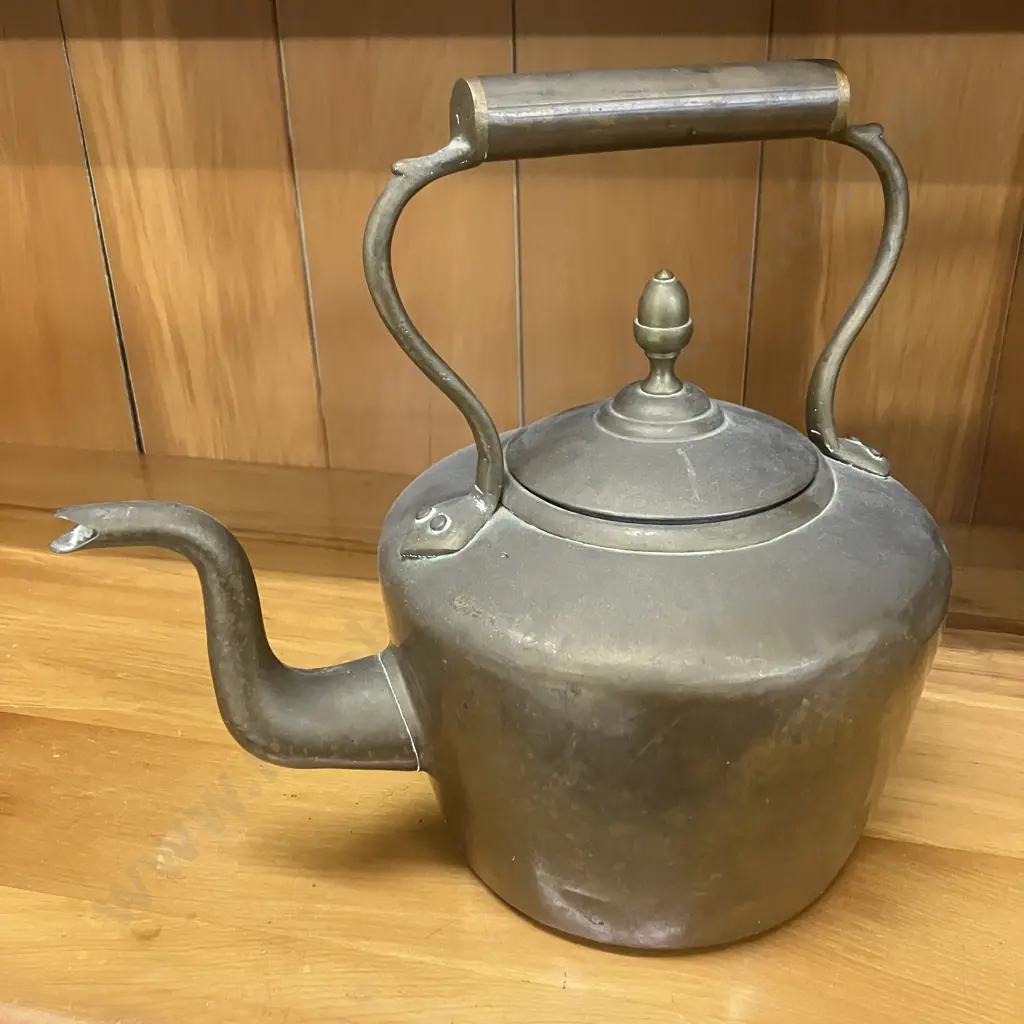 Antique Victorian Copper Kettle with Brass Finial and Gooseneck Spout. 27 x 29cm, Base Stamped Image 1++
