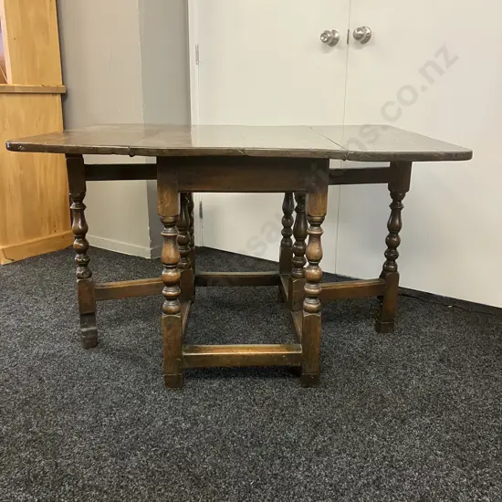 Antique English George II Period Oak Double Gateleg Table With Drawer