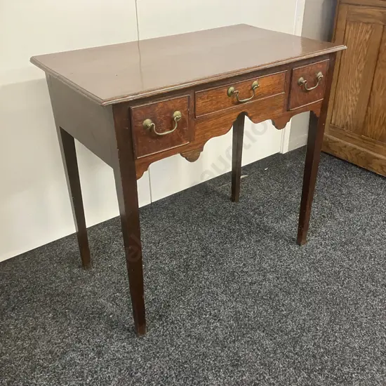 Antique Georgian Mahogany Lowboy. H74 W79 D45cm