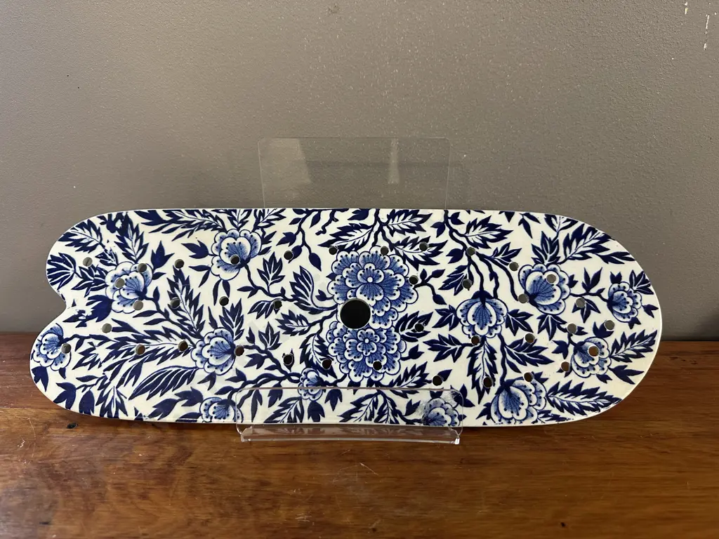 Vintage Blue & White Ceramic Meat Drainer H14, W39cm. Image 1++