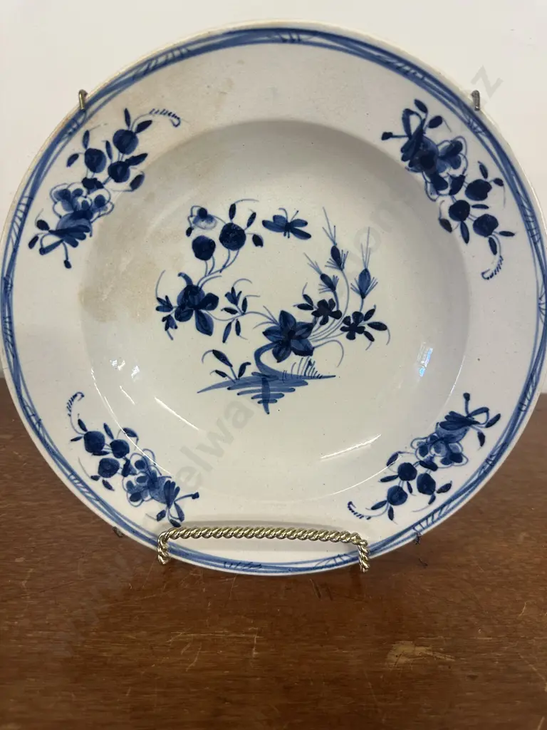 Antique Rare 18th C Derby English Porcelain Blue & White Floral Plate Dia23.5cm. Image 1++