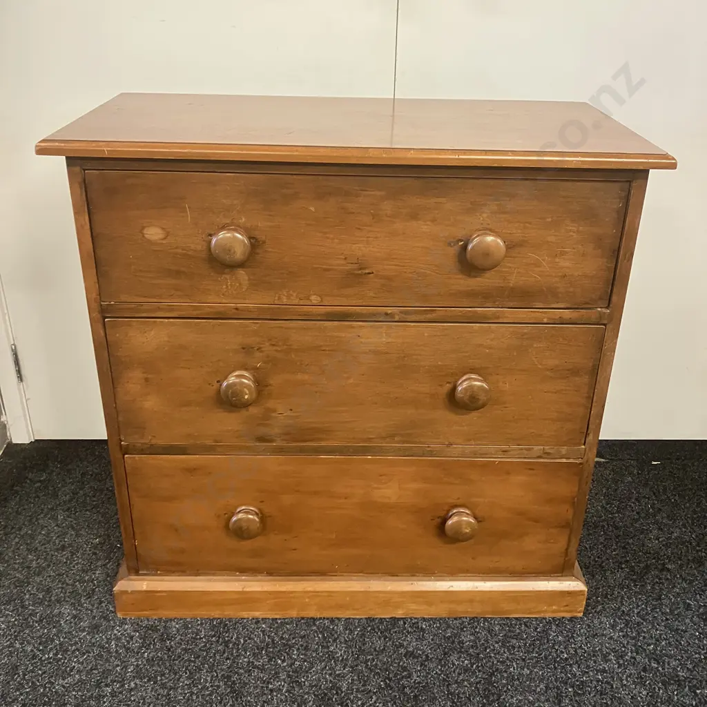 Antique Mahogany 3 Drawer Chest. H83 W83 D41cm Image 1++