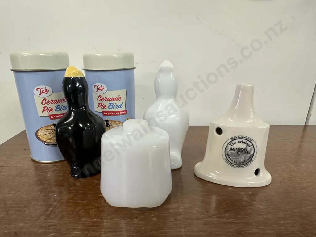 Vintage Pie Funnels Including Mason Cash, Tala, Ceramic Bird Etc Image 1++