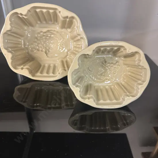 Vintage Jelly/Cake Moulds Grape Detail 
