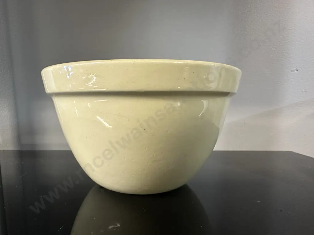 Antique Early 20th Century Pudding Bowl, NZ Made. 8 x 15cm Image 1++