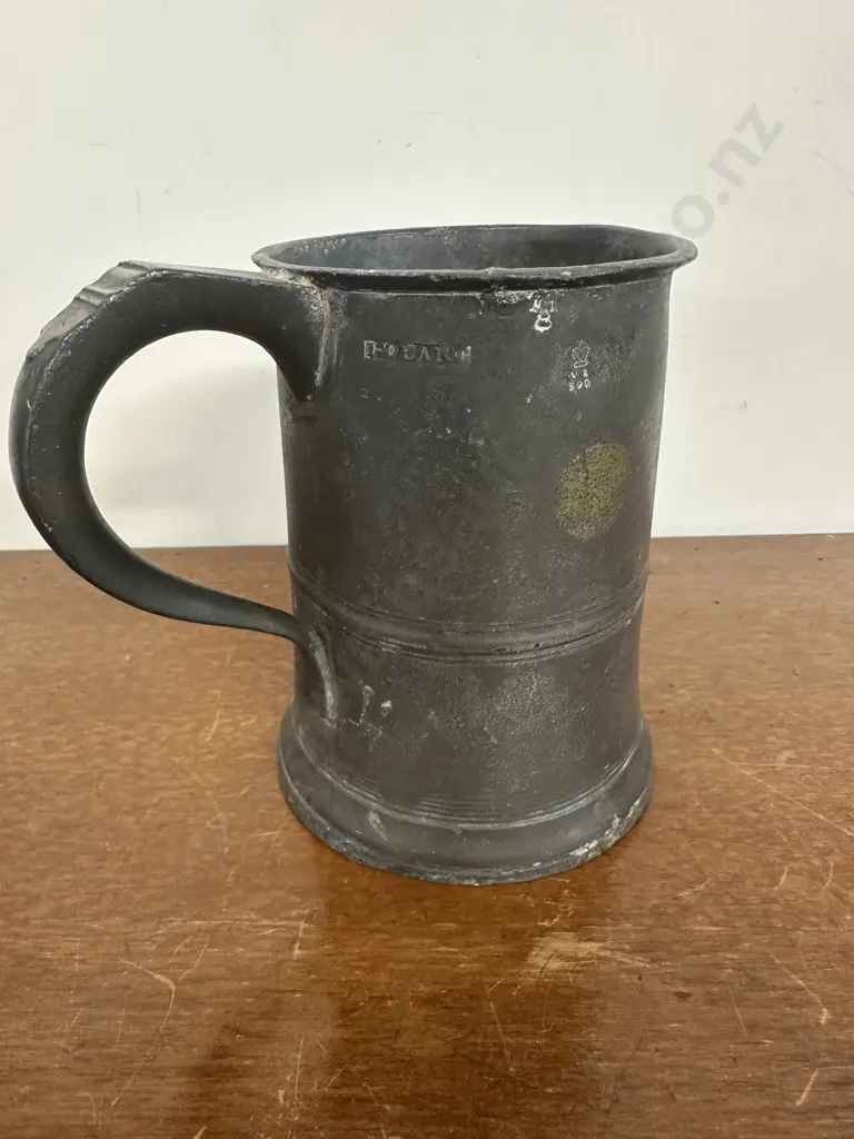 Victorian Pewter Tankard Quart Circa 1850 Image 1++