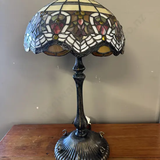 Tiffany Style Table Lamp With Stain Glass H60cm