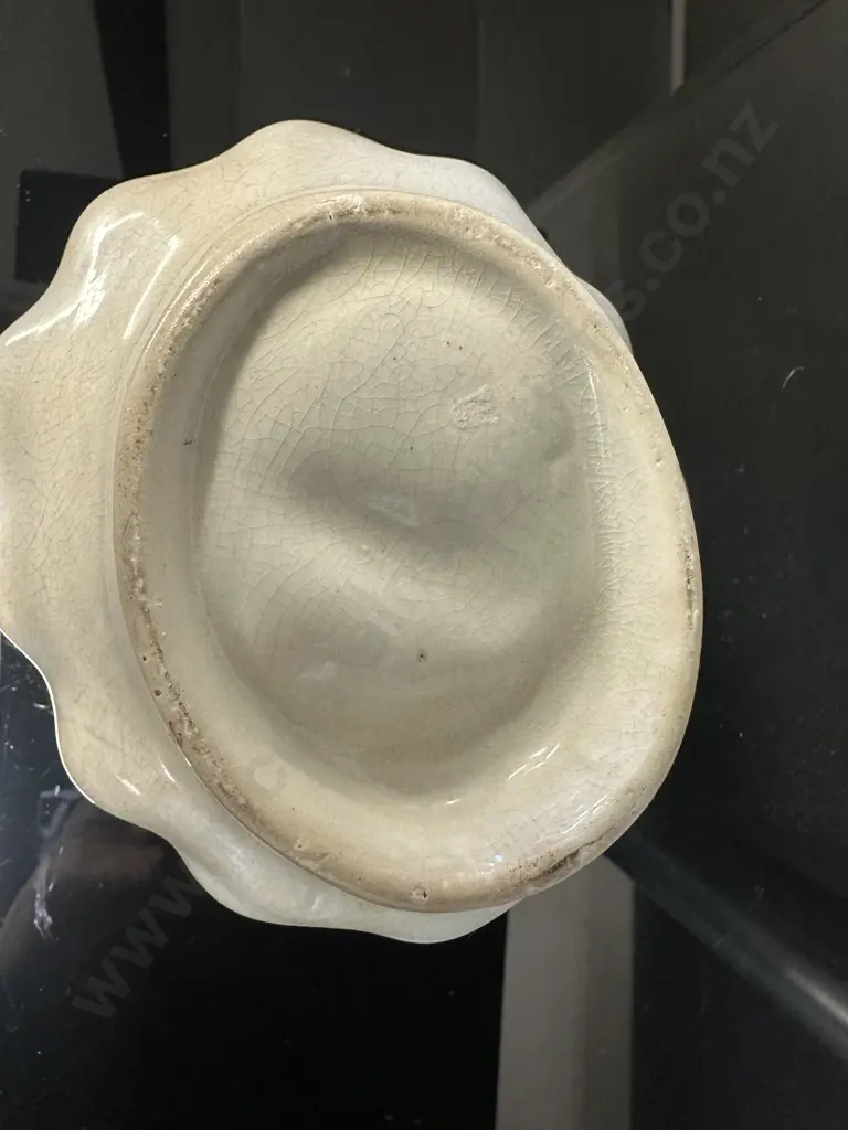 Antique Jelly Mould. H10 W17 D15cm Image 1++