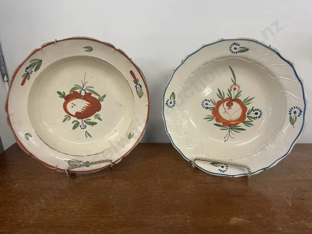 French Wall Hanging Hand Painted Plates With Floral Motifs Dia23cm. Image 1++