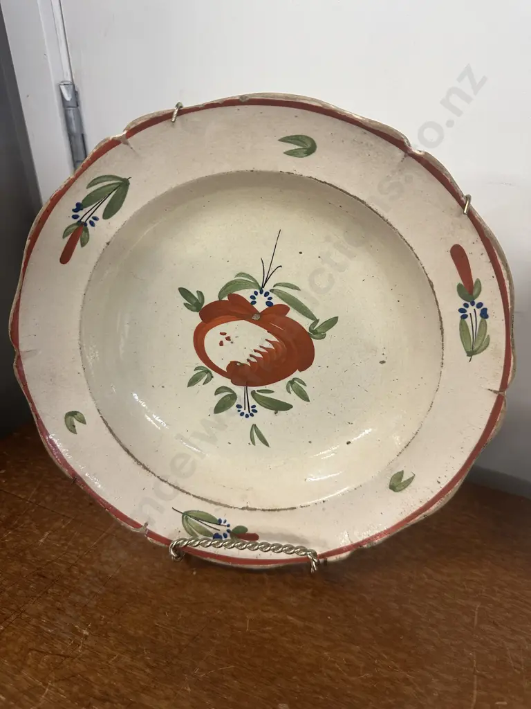 French Wall Hanging Hand Painted Plates With Floral Motifs Dia23cm. Image 1++