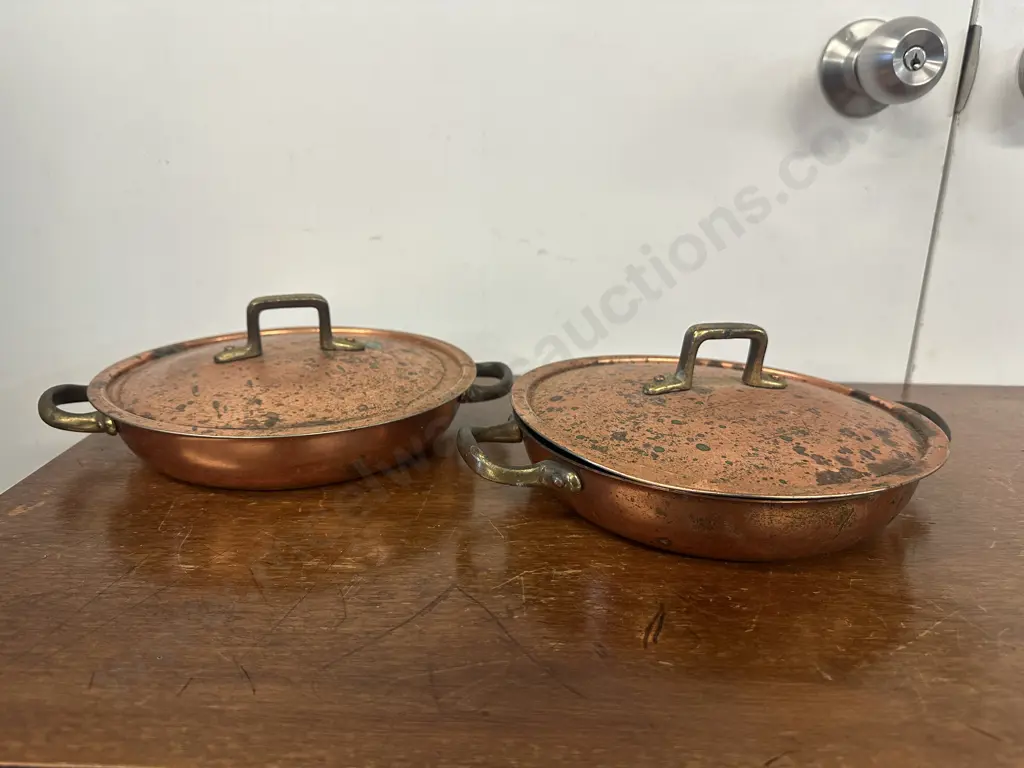 Vintage Lidded Copper Double Handled Pans Dia21cm. Image 1++