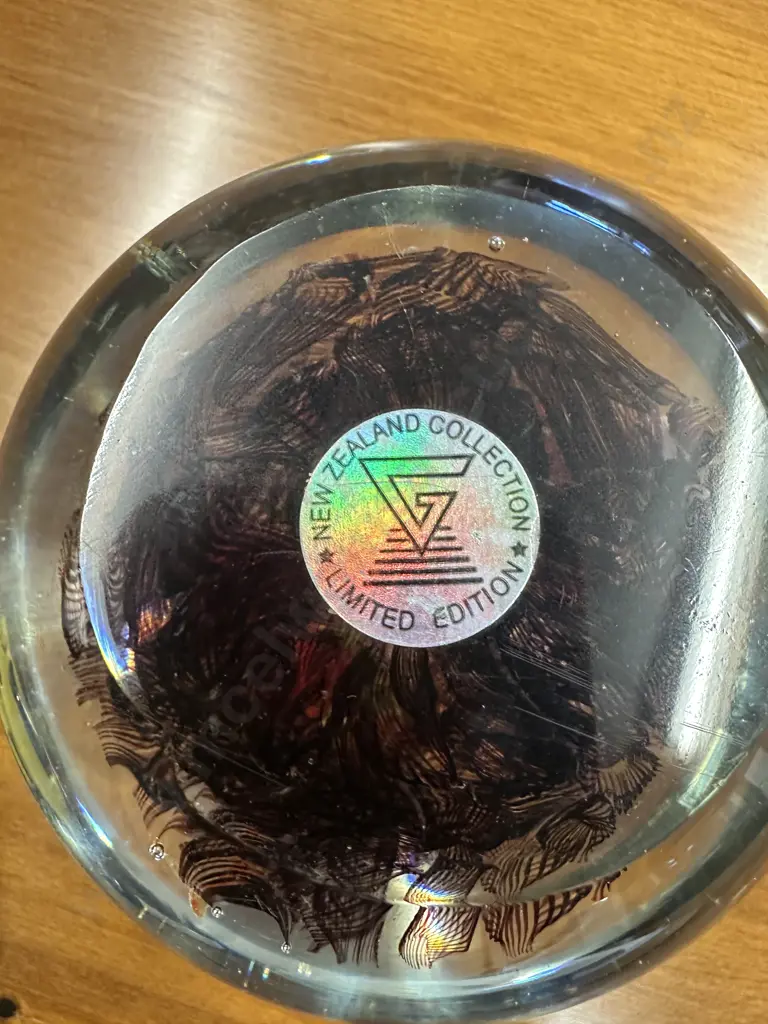 Limited Edition NZ Collection Paper Weight H8cm. Image 1++