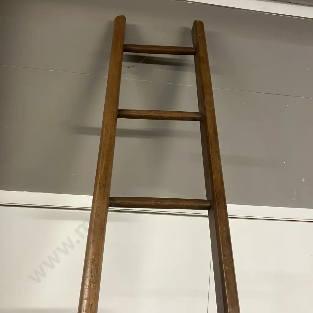 Tall Antique Ladder. 300 x 35cm Image 1++