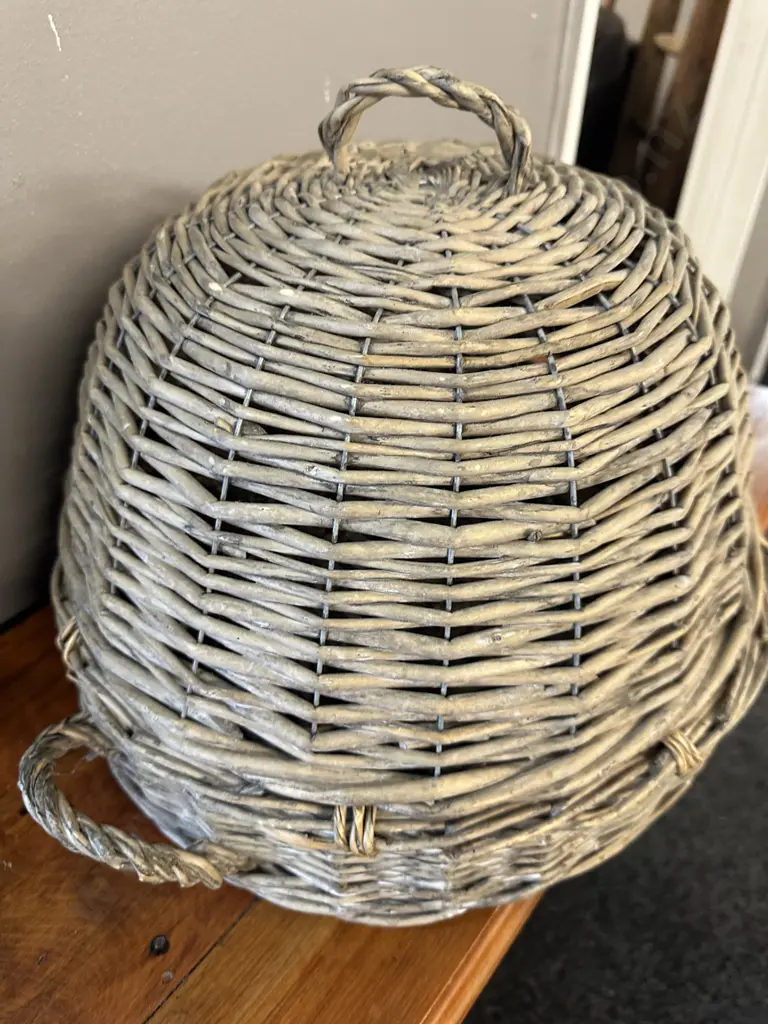 Round Wicker Picnic Clouch H30cm. Image 1++