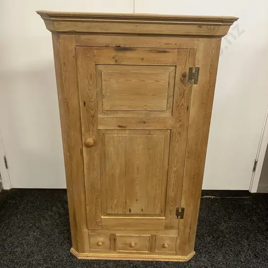 Antique English Pine Hanging Corner Cupboard, 1 Drawer, 1 Door. H116 W71 D35.5cm