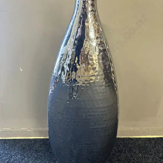 Robert Mark Australia Decorative Silver Coloured Vase. H67cm