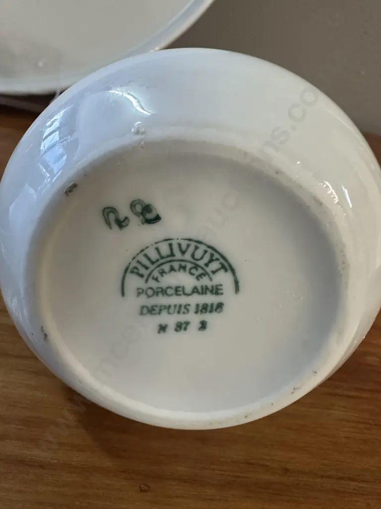 Pillivuyt Round White Porcelain Cheese Cake Plate, Sugar Bowl & Creamer Dia30cm. Image 1++
