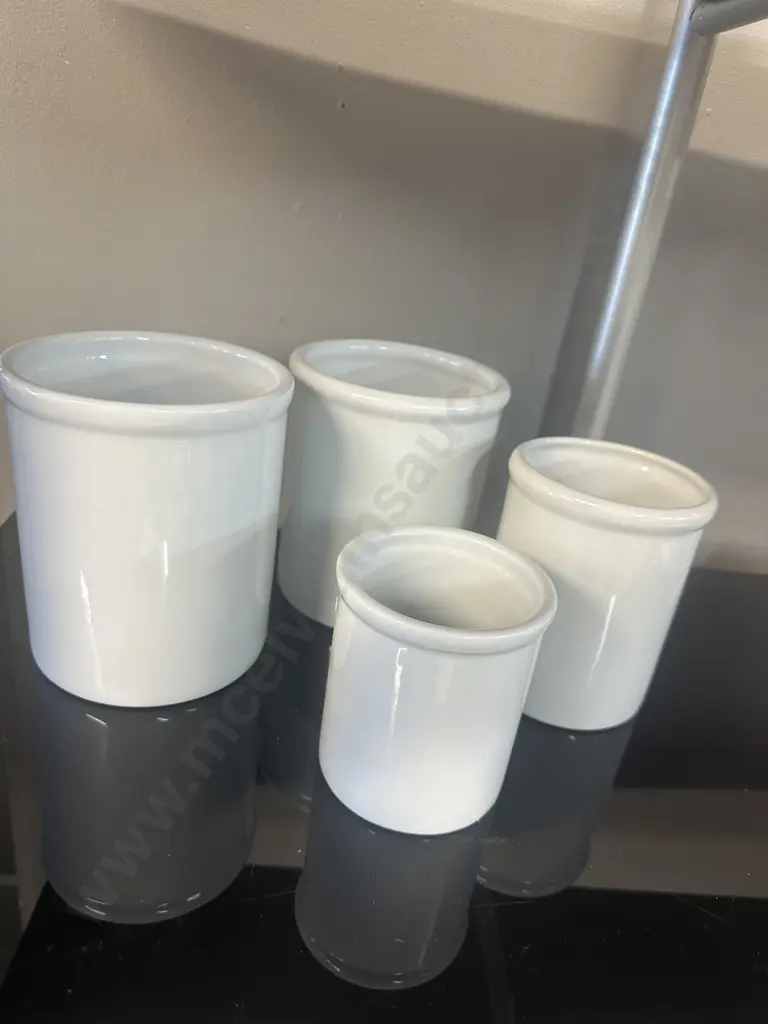 White Cordon Bleu Utensil Holders Assorted Sizes Image 1++
