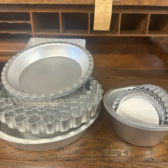 Silver Wood Birmingham Fluted Edge Pie Dishes, Tart Dishes Etc