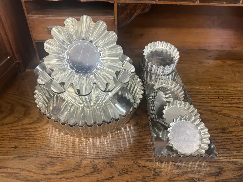 Vintage Fluted French Metal Jelly/Tart Tins Image 1++