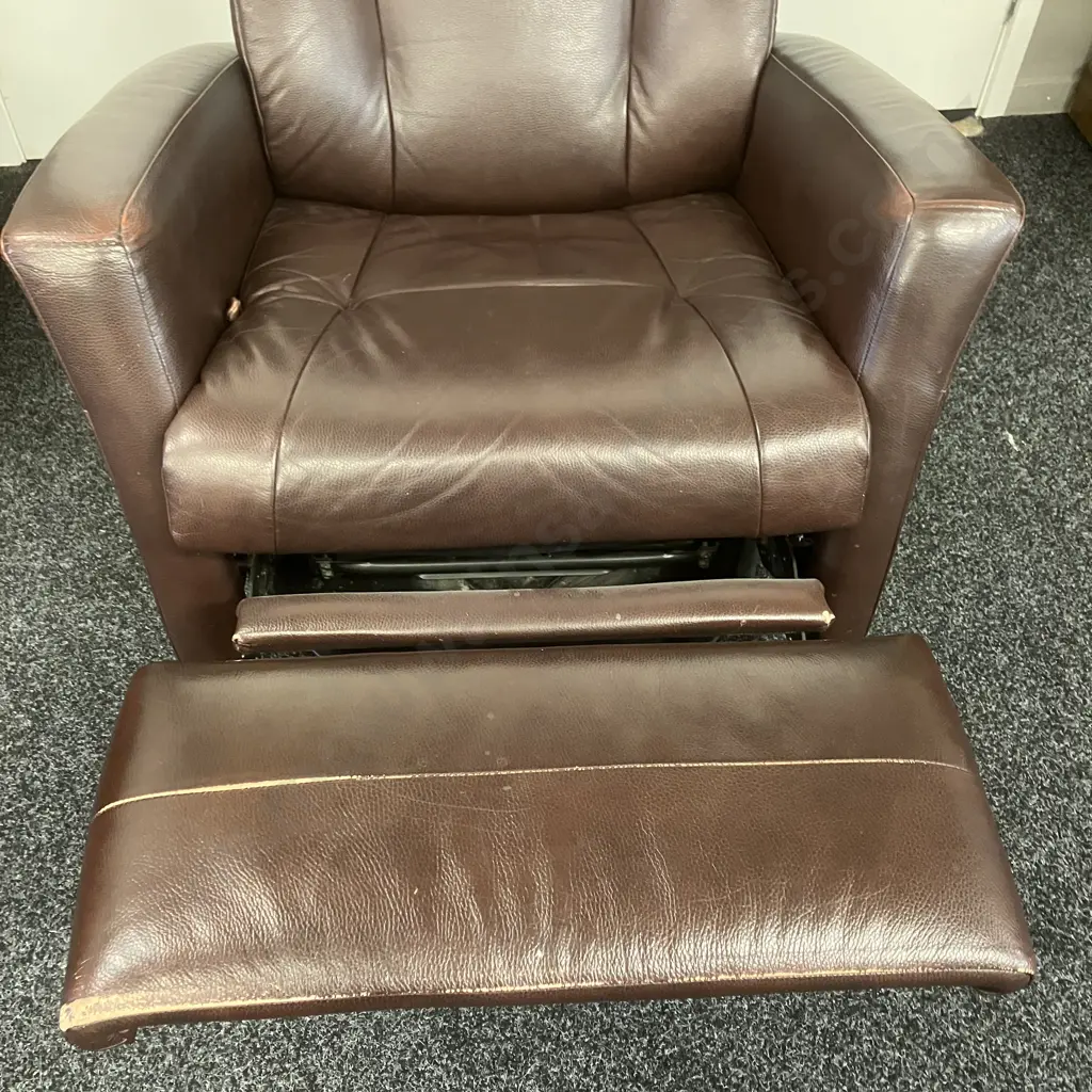 IMG Norway Brown Leather Manual Swivel Rocker Recliner (As Found Condition) Image 1++
