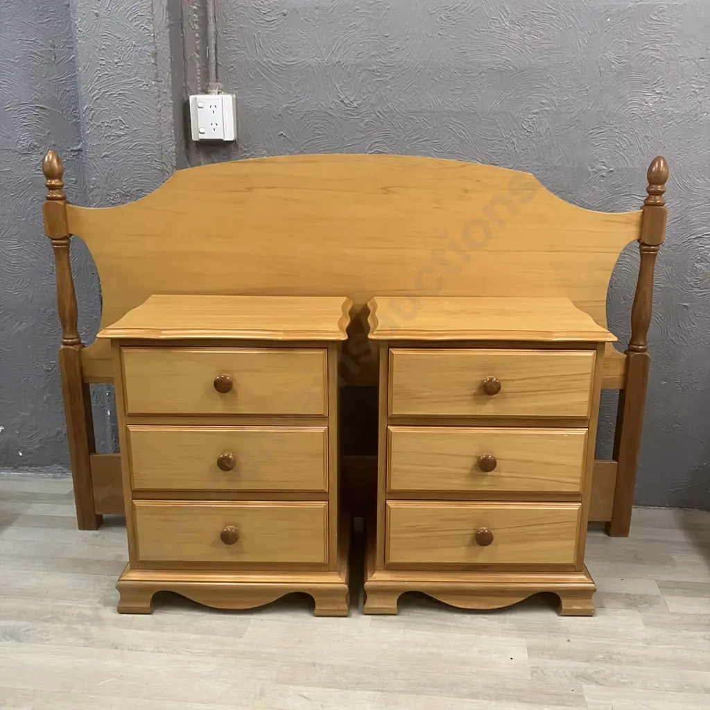 Pair of DA Lewis (ChCh) Rimu 3 Drawer Bedside Cabinets With a Queen Size Rimu Headboard Image 1++