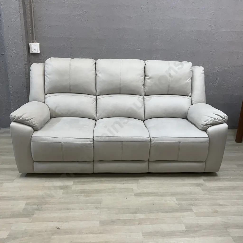 Cream Leatherette 3 Seater Power Recliner Sofa With 2 x USB Charging Ports Image 1++