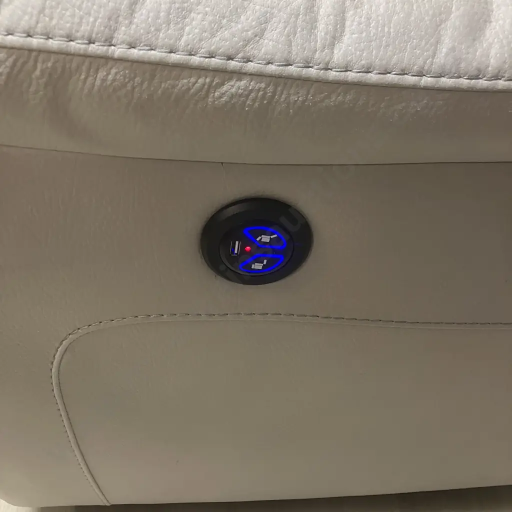 Cream Leatherette 3 Seater Power Recliner Sofa With 2 x USB Charging Ports Image 1++
