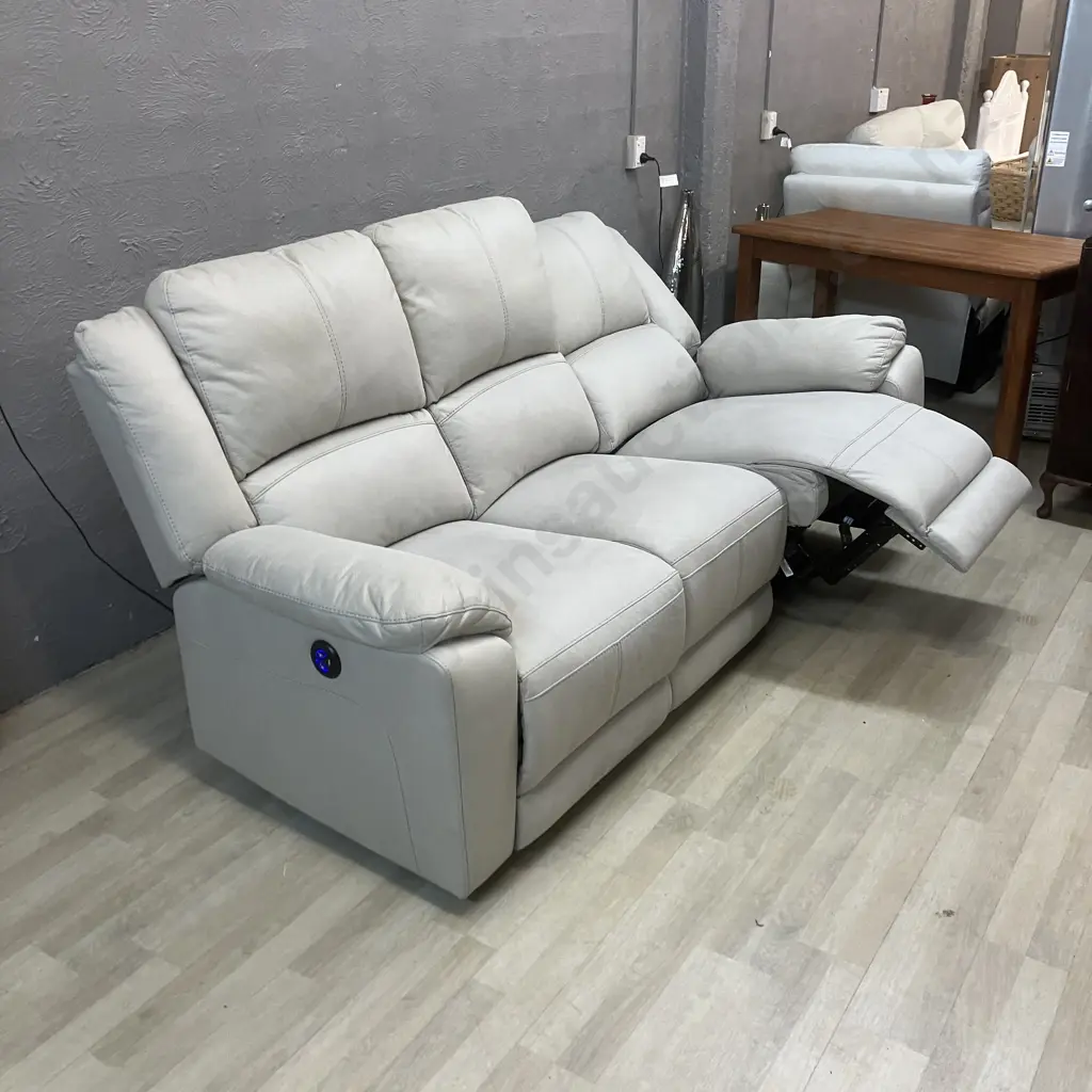 Cream Leatherette 3 Seater Power Recliner Sofa With 2 x USB Charging Ports Image 1++