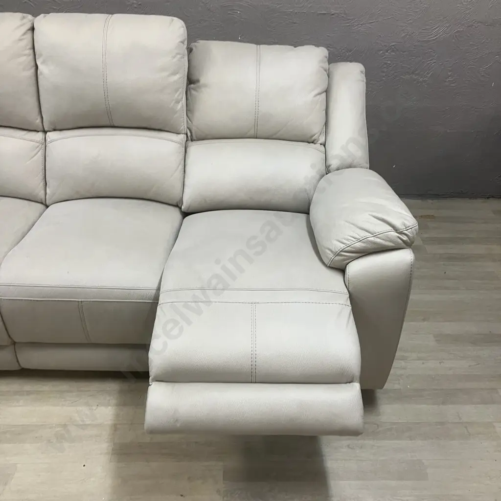 Cream Leatherette 3 Seater Power Recliner Sofa With 2 x USB Charging Ports Image 1++