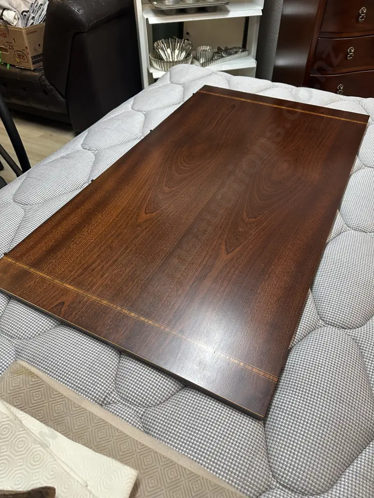 Mahogany & Marquetry Detailed Oval Extension Dining Table With 8 Dining Chairs Including 2 Carver Image 1++