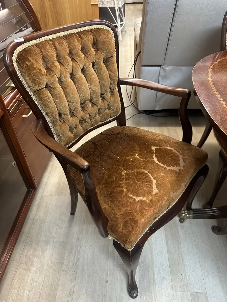 Mahogany & Marquetry Detailed Oval Extension Dining Table With 8 Dining Chairs Including 2 Carver Image 1++