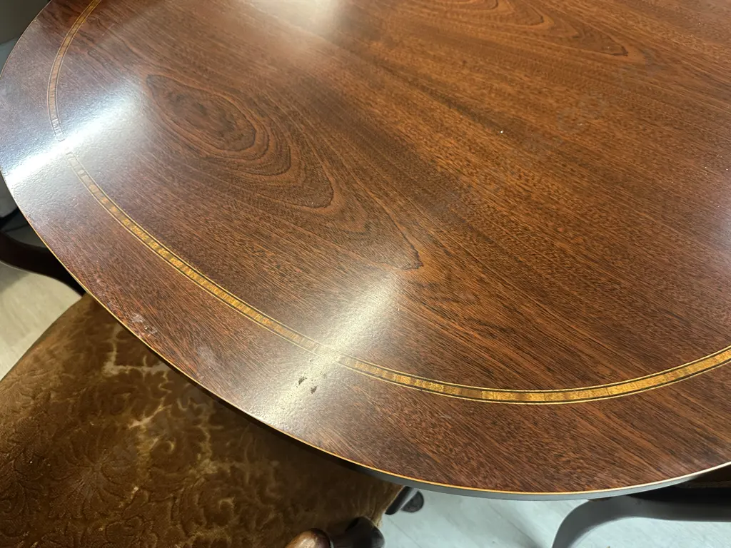 Mahogany & Marquetry Detailed Oval Extension Dining Table With 8 Dining Chairs Including 2 Carver Image 1++