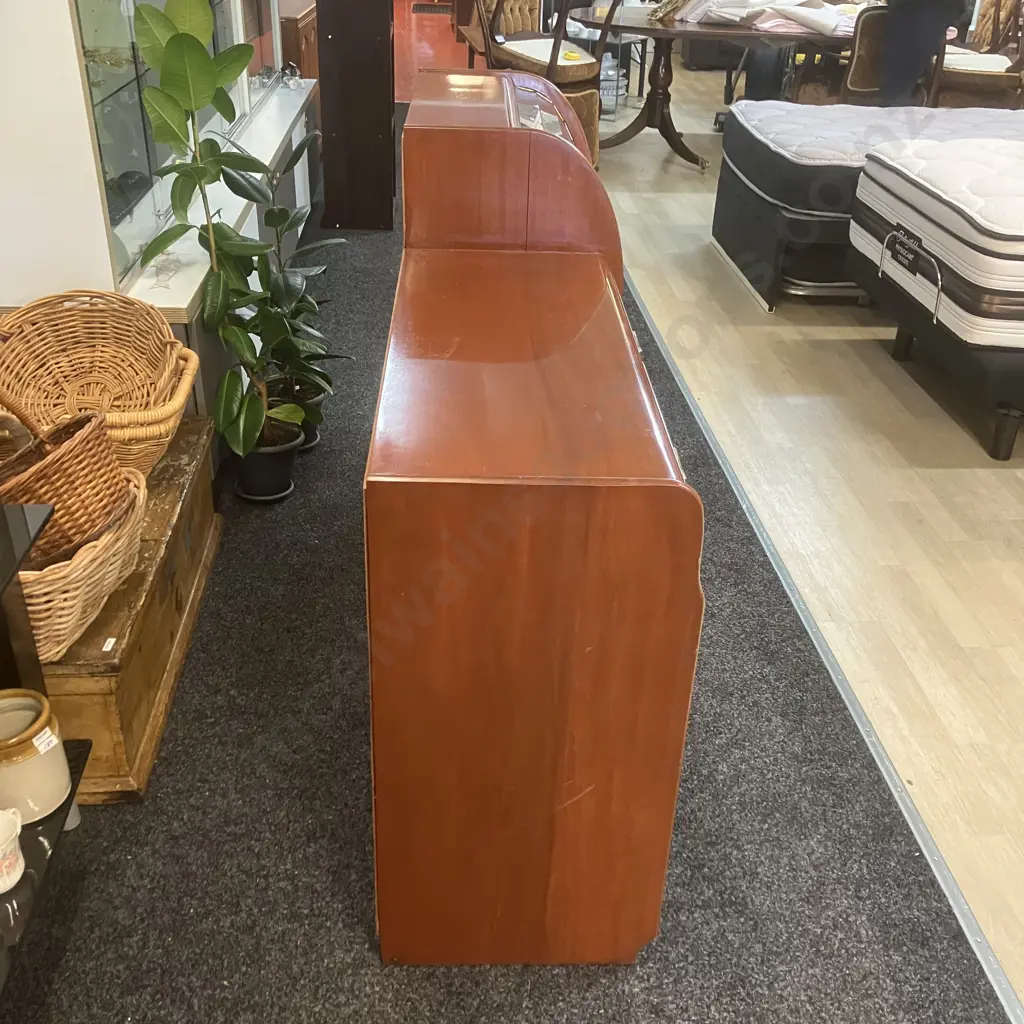 Art Deco Cocktail Cabinet, Clear Glass Roller Door & Sliding Doors, Mirror Backed, Pull Out Wood Tray. H100 W154 D40cm Image 1++