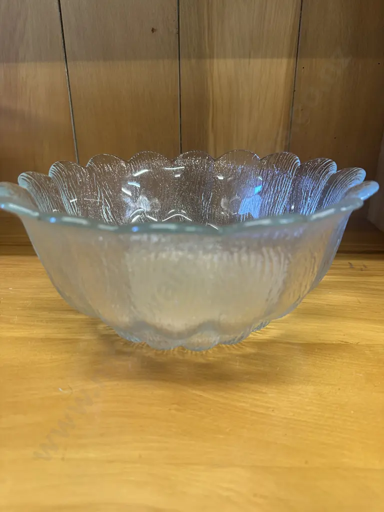 Holmegaard Blosson Textured Flower Shape Bowl. 11 x 23cm Image 1++
