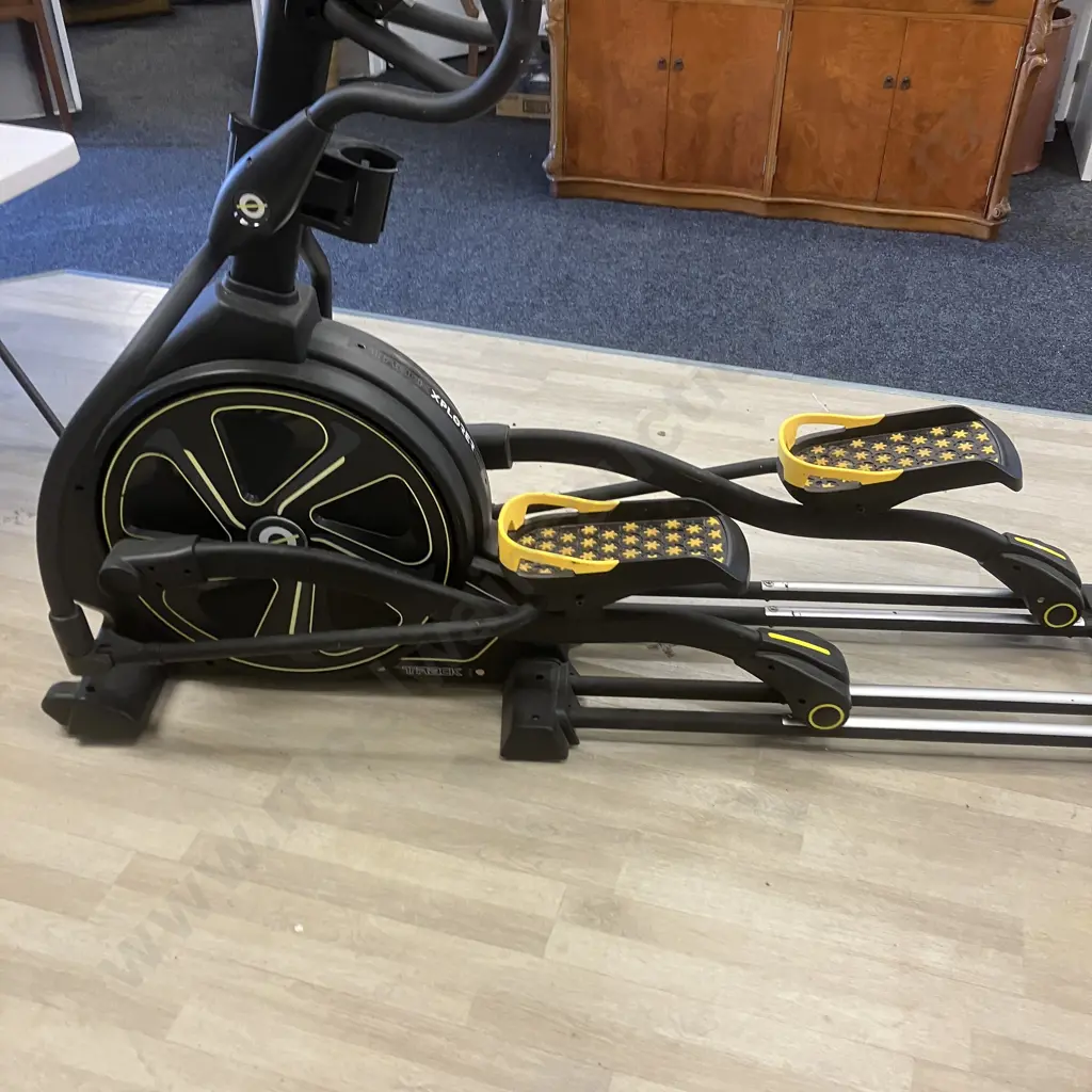 Track Xplorer Cross Trainer Image 1++