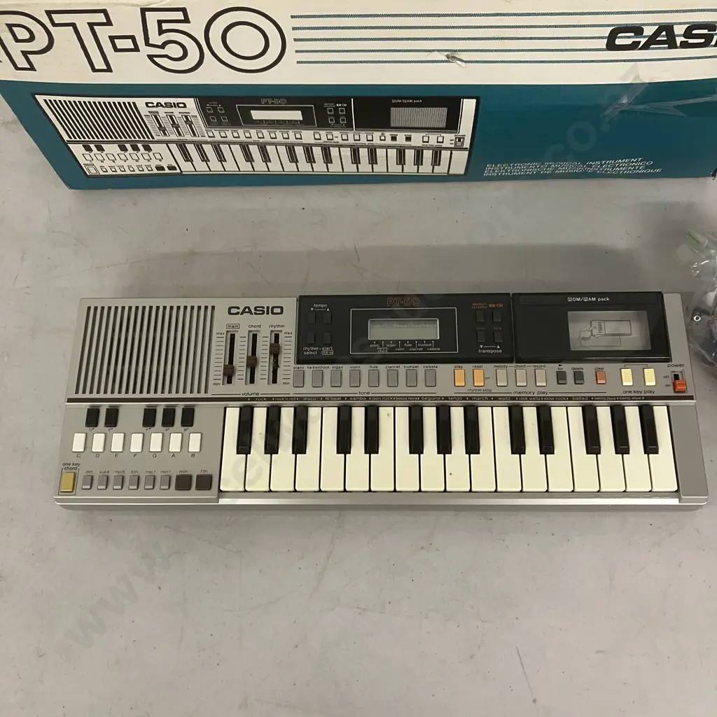 Rare Vintage Casio Pt-50 Electronic Piano Keyboard - Retro 80s With Box Image 1++
