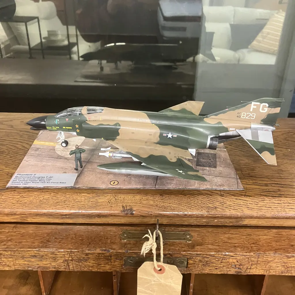 1:48 USAF McDonnell Douglas F-4C Phantom II - Flown by Colonel Robin Olds, 8th Tactical Fighter Wing CO, Image 1++