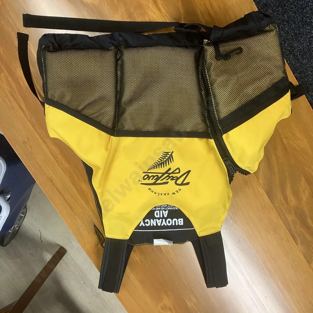 DayTwo Kayaking/ Canoeing Buoyancy Vest (53N / 6.2Kg Buoyancy), Yellow & Black Image 1++