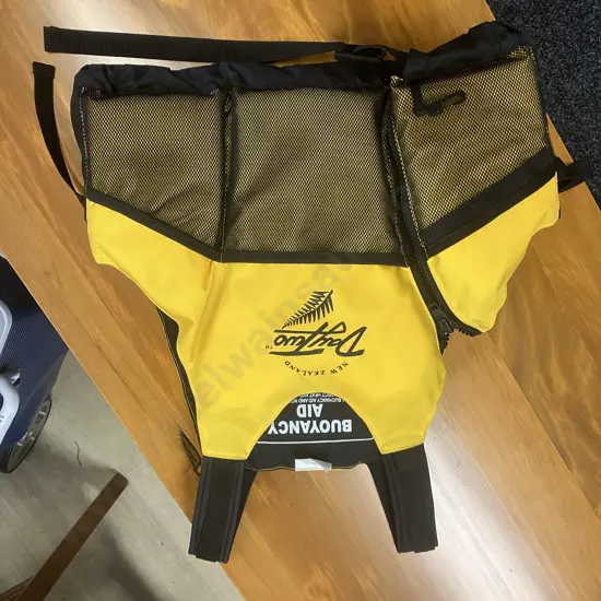 DayTwo Kayaking/ Canoeing Buoyancy Vest (53N / 6.2Kg Buoyancy), Yellow & Black
