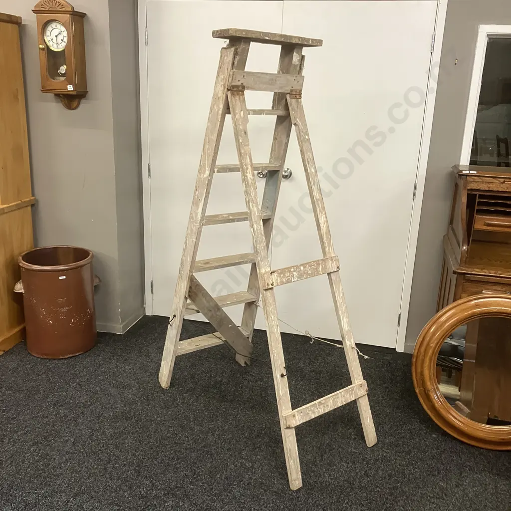 Vintage Wooden Stepladder. 175cm Image 1++
