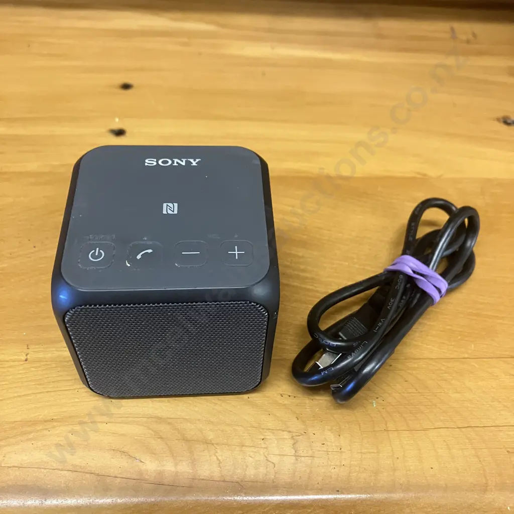 Sony SRS X-11 Personal Audio System Bluetooth Wireless Portable Speaker Image 1++