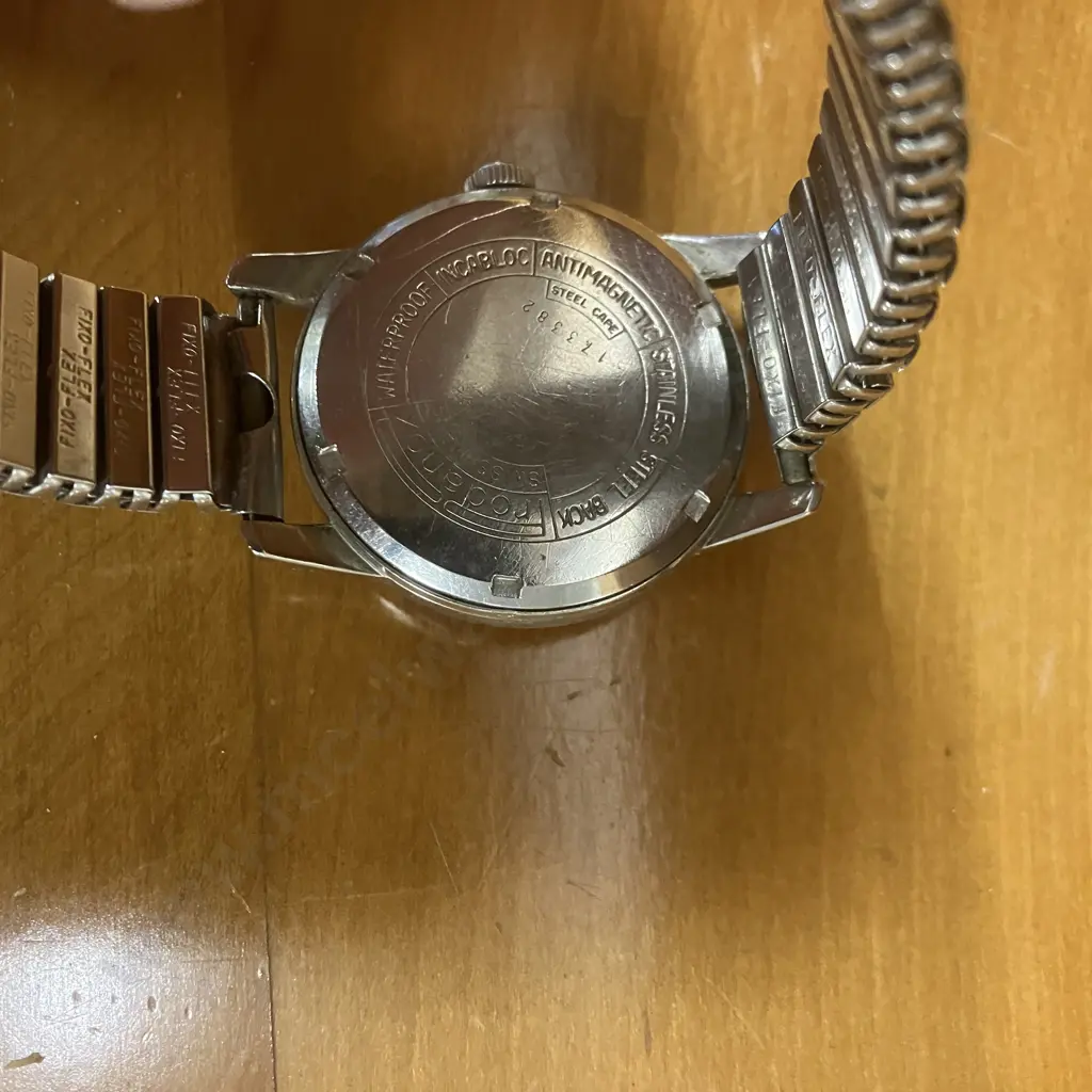 Vintage Swiss Made Watches - G ROXA 17 Jewels Rodanox #173382 & Candino 17 Jewels #7154 Image 1++