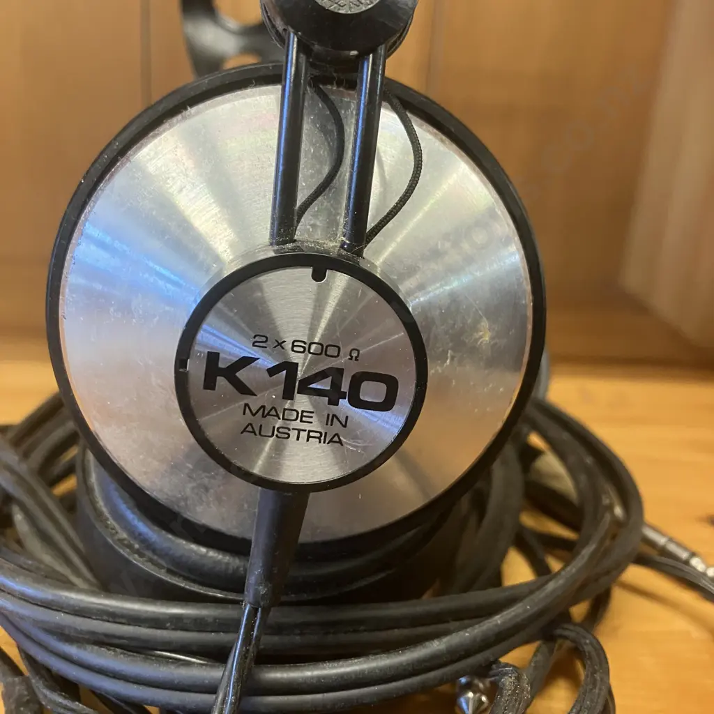 Vintage AKG K140 Stereo Headphones Made In Austria Image 1++