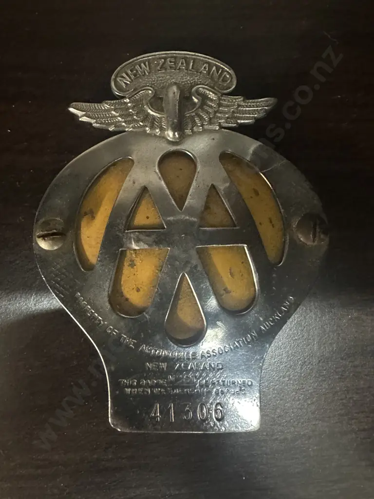 Vintage Car Badge The New Zealand Automobile Association Image 1++