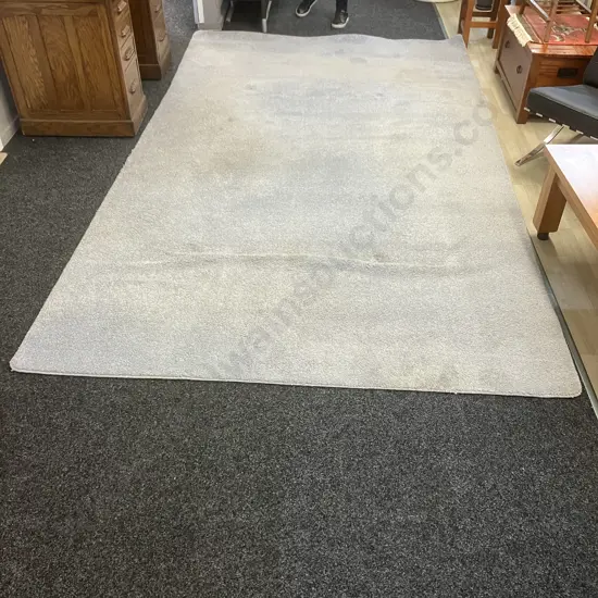 Grey Toned Floor Rug. 206 x 357cm
